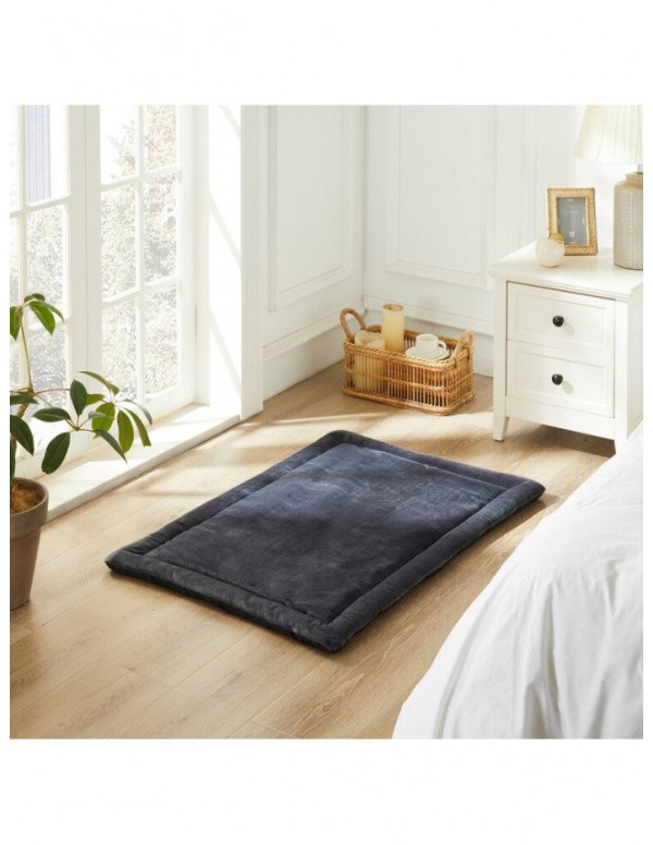  Mckoy Luxurious Soft Waterproof Dog Bed Mat/Pad 